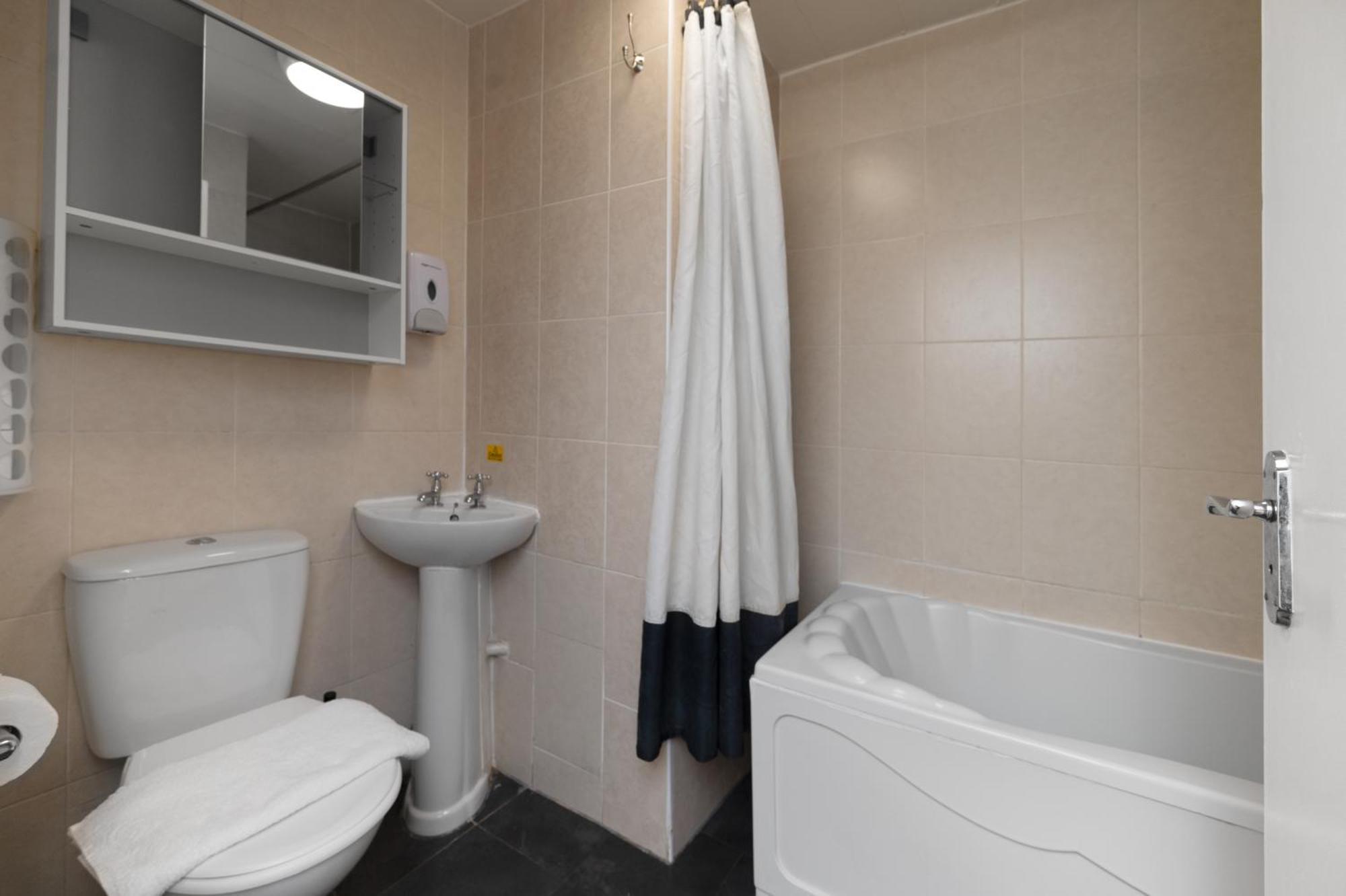 Flexistay Tulsi Aparthotel Croydon Zewnętrze zdjęcie