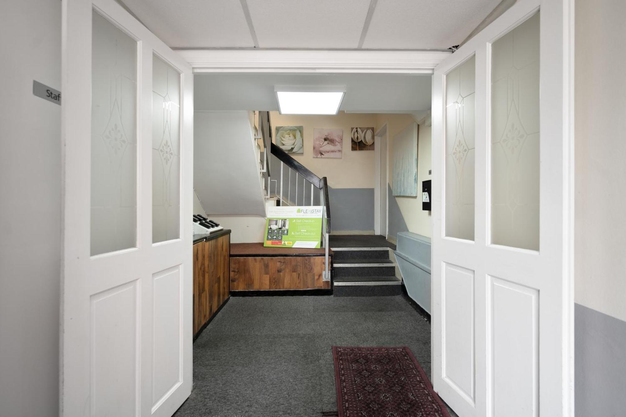 Flexistay Tulsi Aparthotel Croydon Zewnętrze zdjęcie